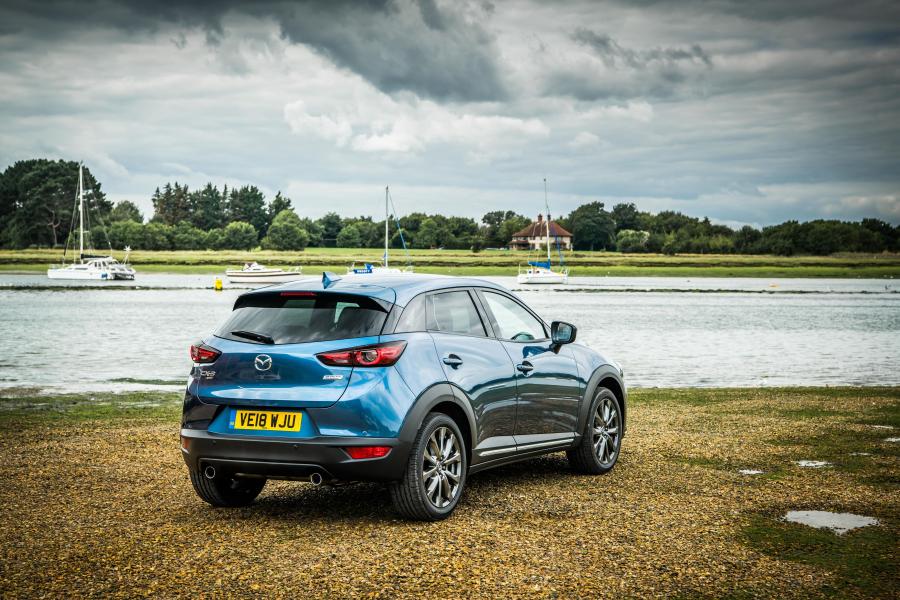  Mazda CX-3 2018 года  (UK) (фото 21 из 30)